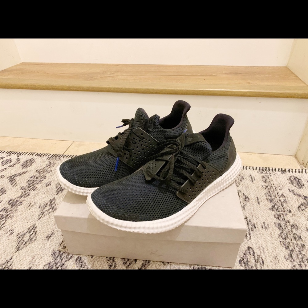 Adidas mens Athletics 24/7 Trainer *almost new